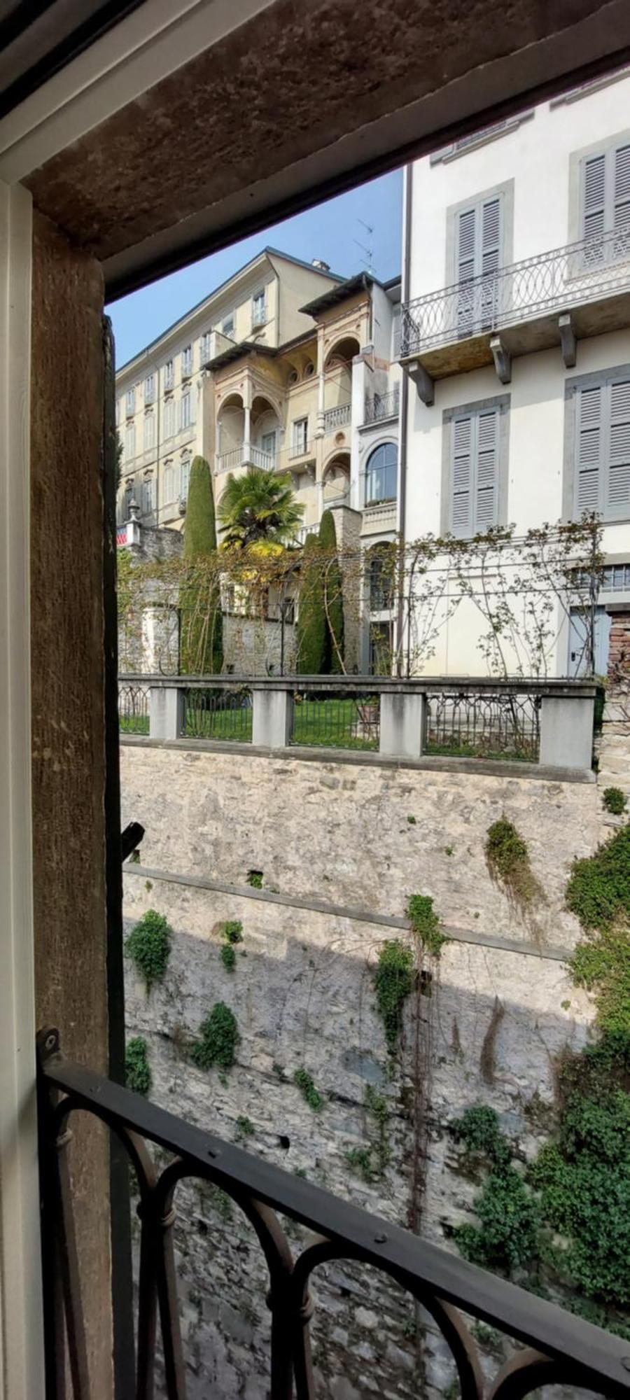 Livinn Bergamo The Wall Exterior photo
